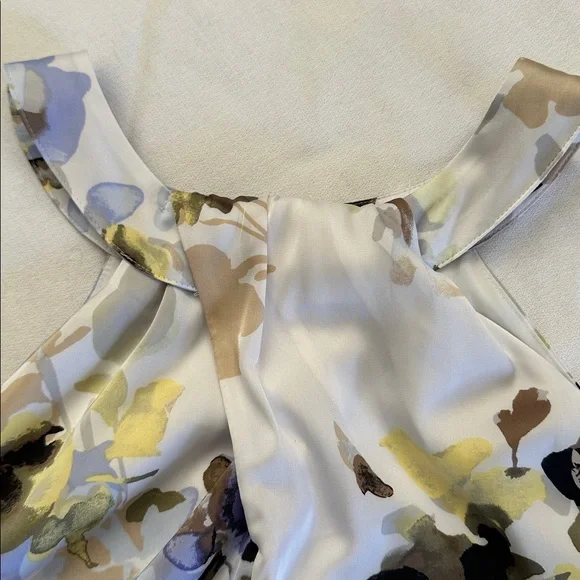White House Black Market Floral Halter Top - Multicolor - Picture 2 of 4